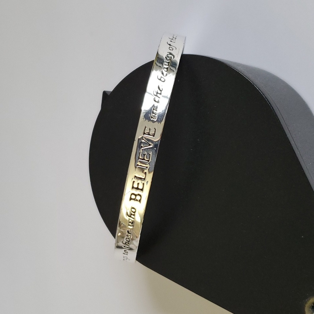 The World Belongs to Dreamers: Sterling Silver 925 Inspirational Cuff